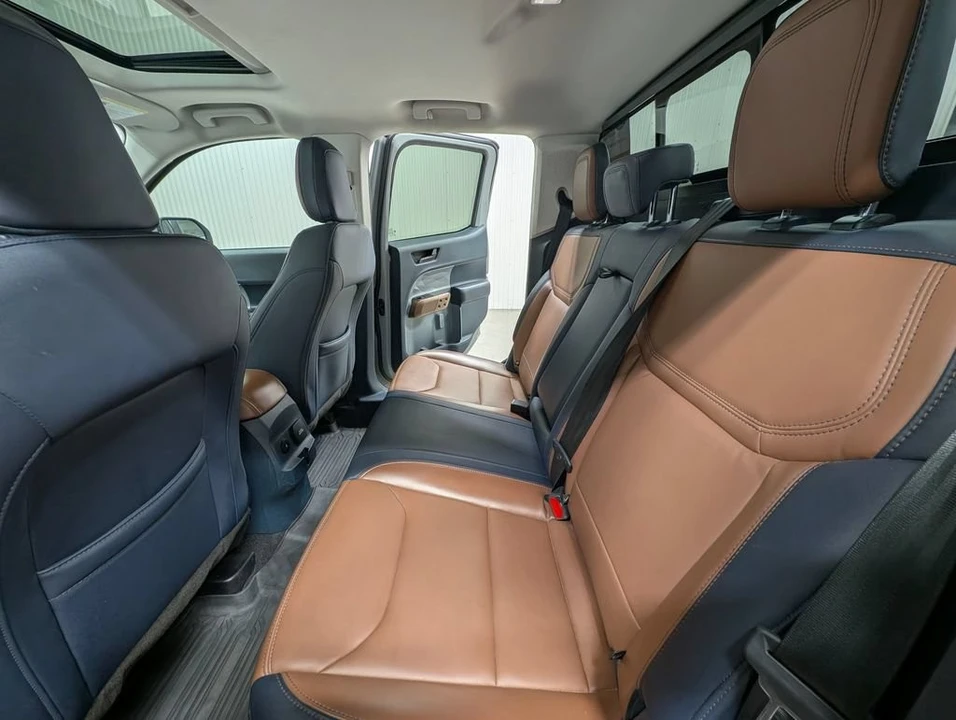 2023 Ford Maverick - Image 16 of 31