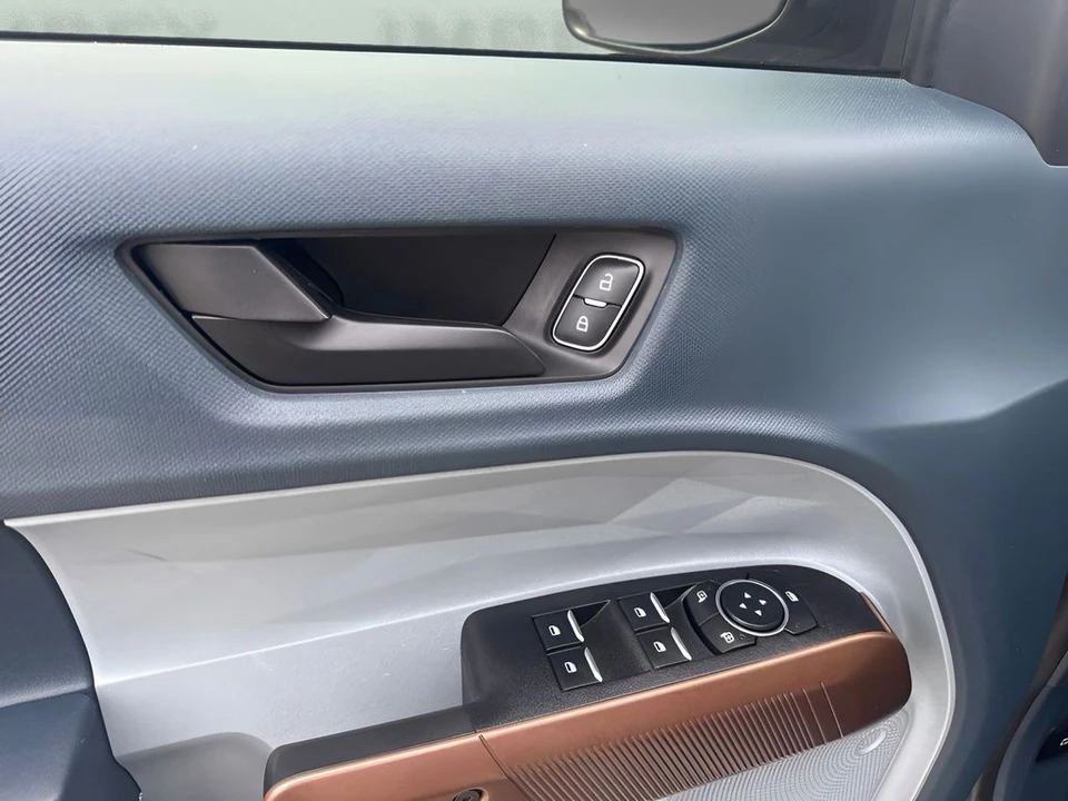 2023 Ford Maverick - Image 15 of 22
