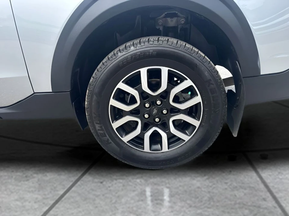 2023 Ford Maverick - Image 21 of 22