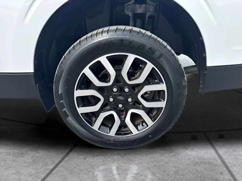 2023 Ford Maverick - Image 23 of 25