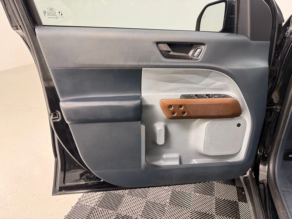 2023 Ford Maverick - Image 12 of 30