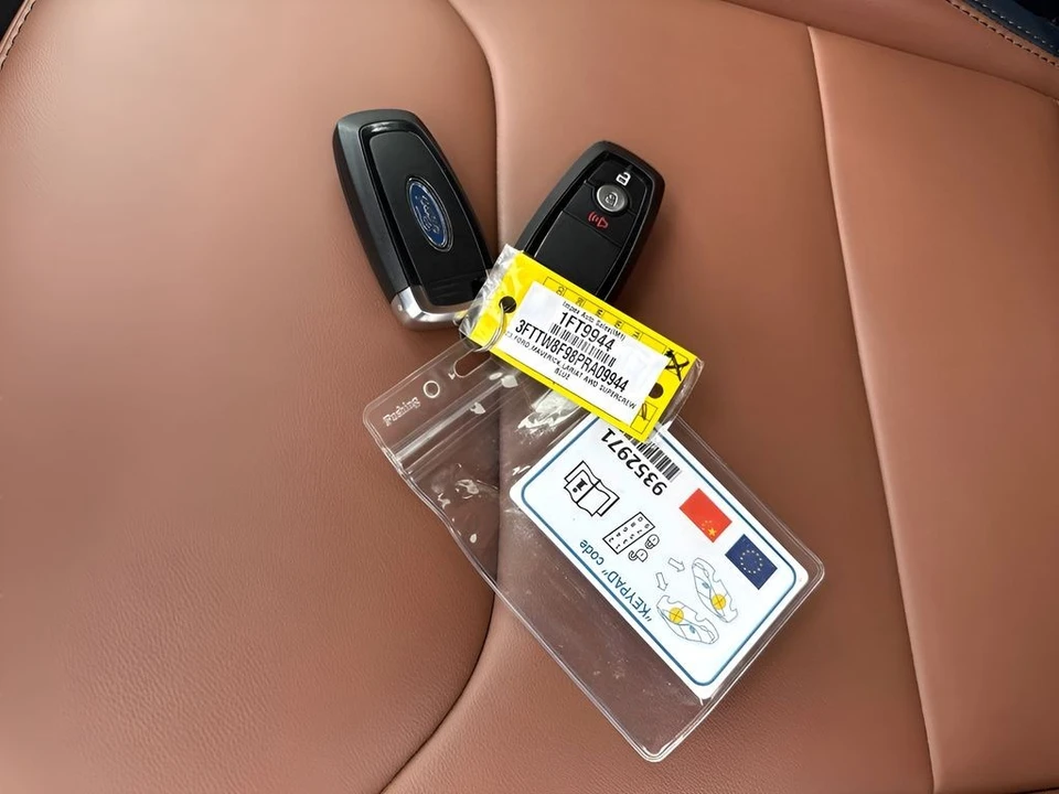 2023 Ford Maverick - Image 24 of 25