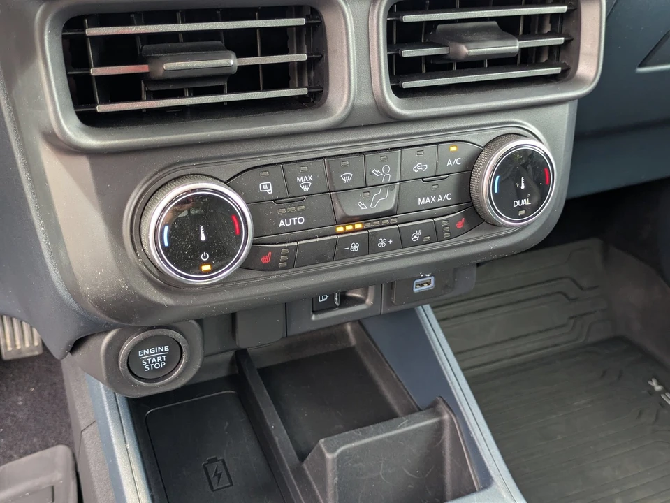 2023 Ford Maverick - Image 25 of 31