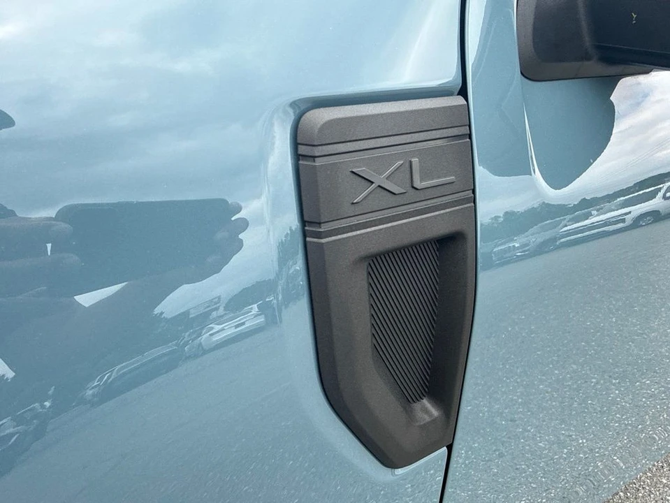 2023 Ford Maverick - Image 29 of 31
