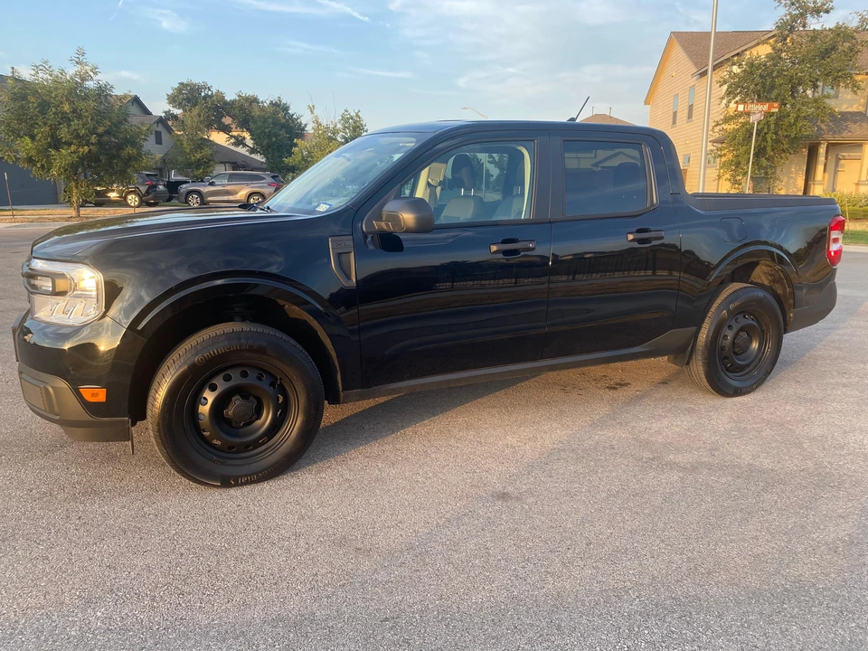 2023 Ford Maverick - Image 22 of 31