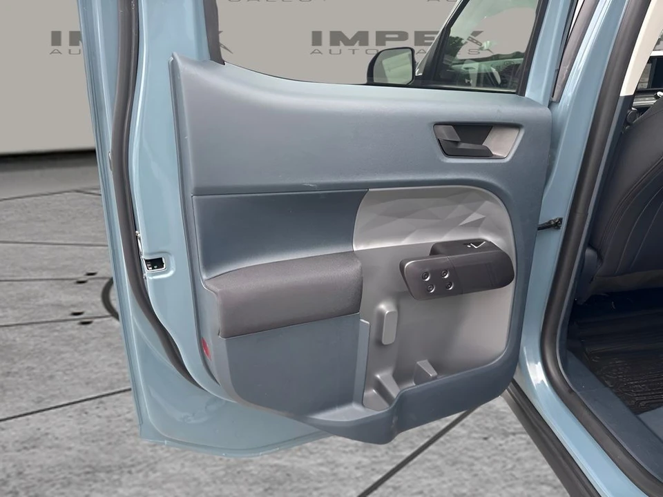 2023 Ford Maverick - Image 23 of 31