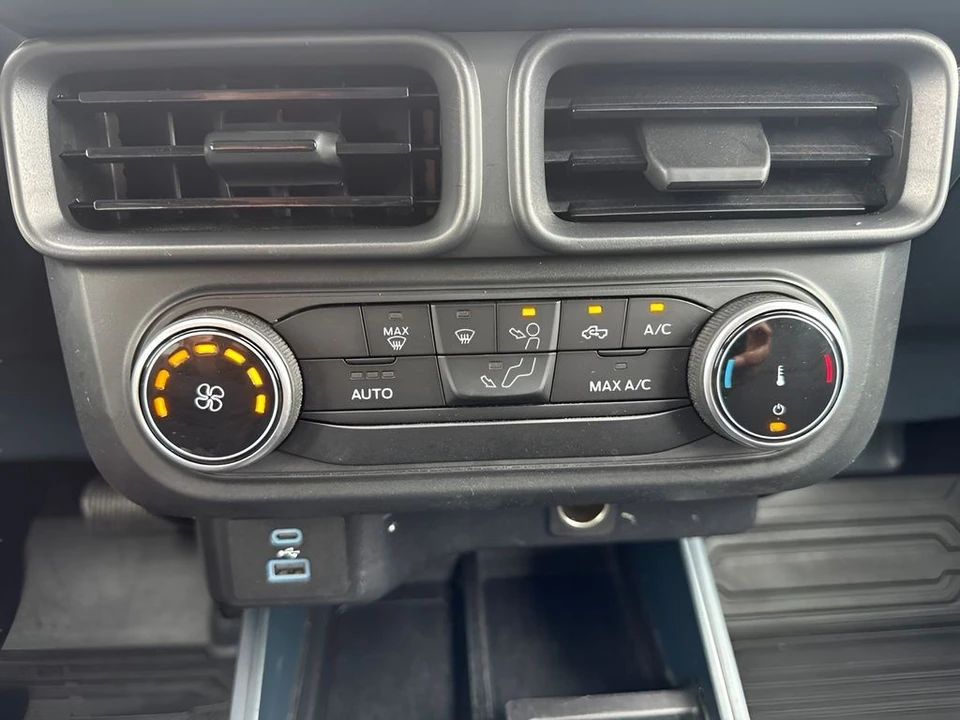 2023 Ford Maverick - Image 17 of 31