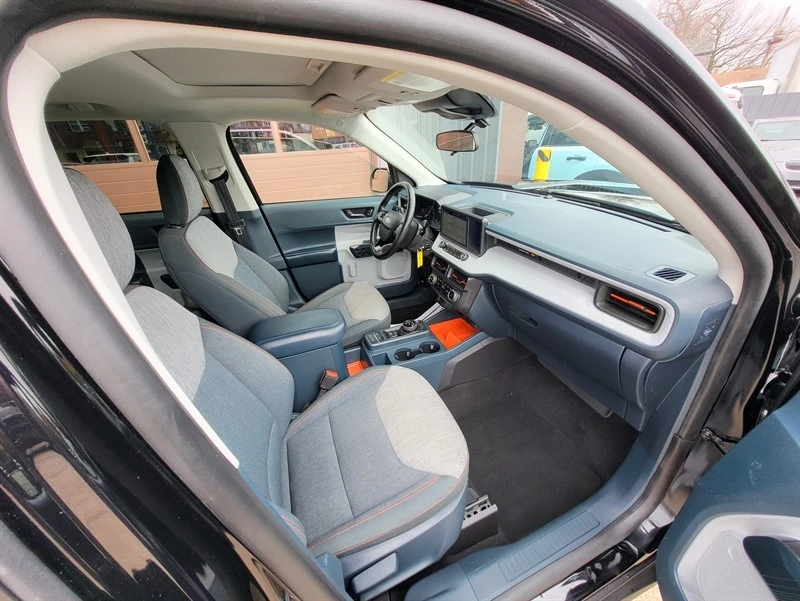 2023 Ford Maverick - Image 16 of 18