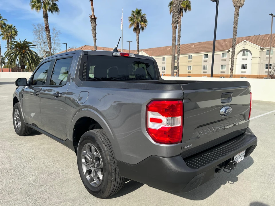 2023 Ford Maverick - Image 14 of 31