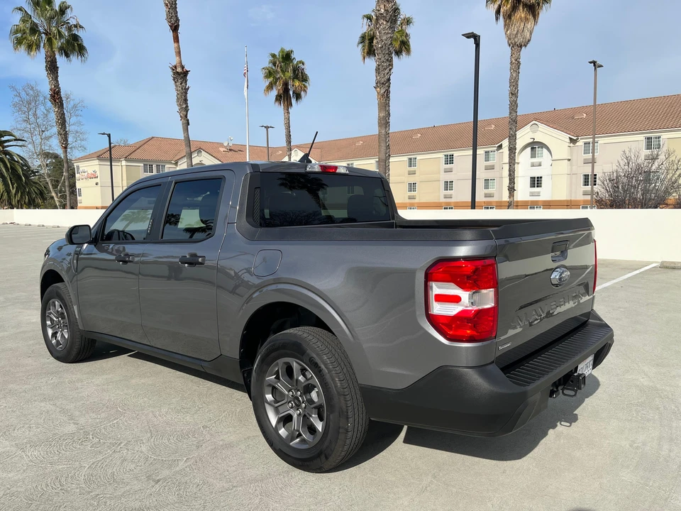 2023 Ford Maverick - Image 12 of 31