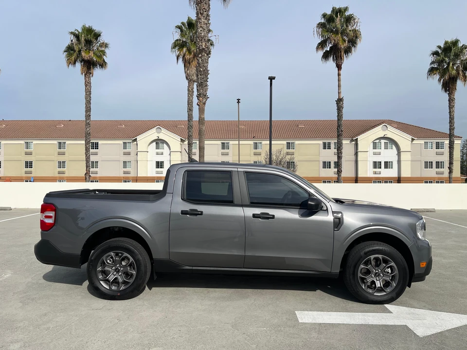 2023 Ford Maverick - Image 25 of 31