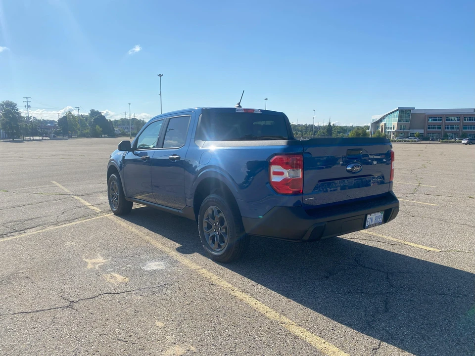 2023 Ford Maverick - Image 18 of 31