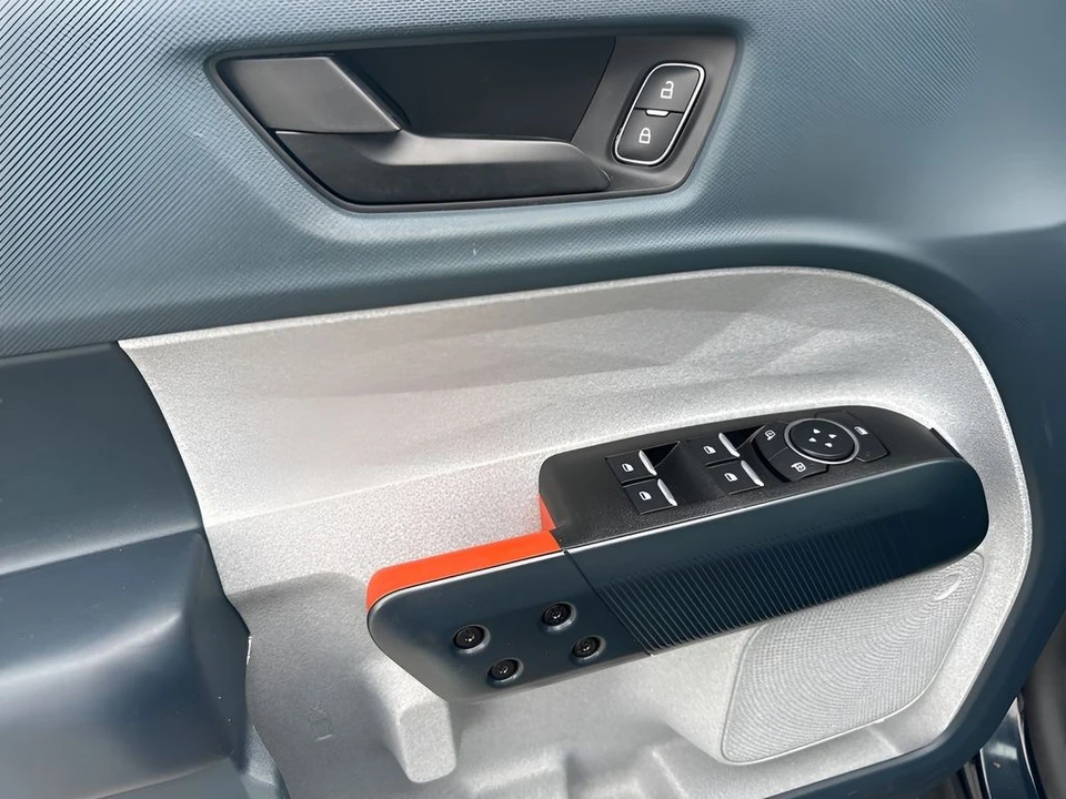 2023 Ford Maverick - Image 22 of 31