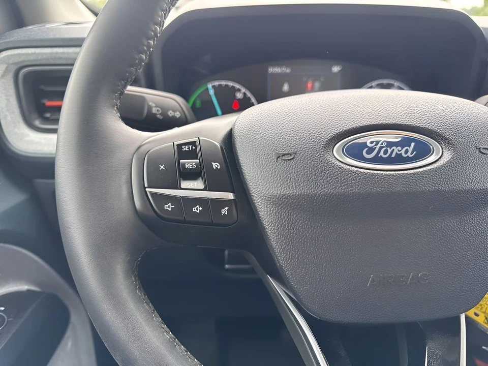 2023 Ford Maverick - Image 14 of 31