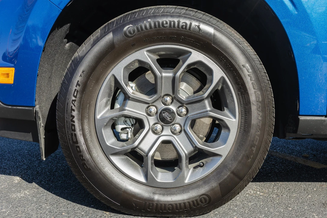 2023 Ford Maverick - Image 28 of 31