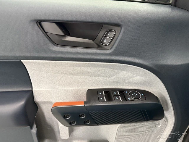 2023 Ford Maverick - Image 13 of 19