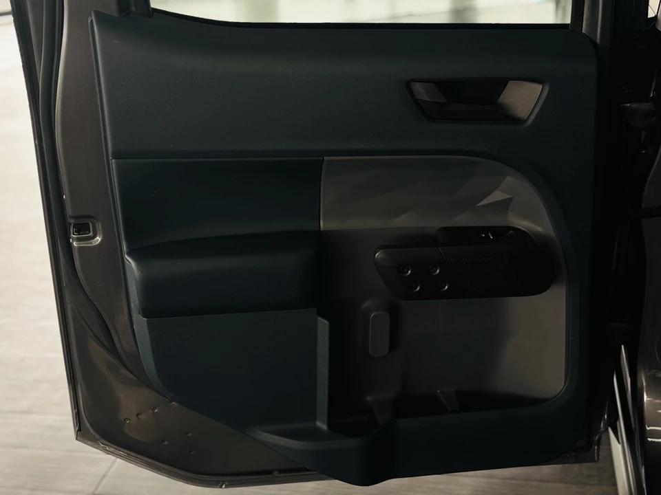 2023 Ford Maverick - Image 31 of 31