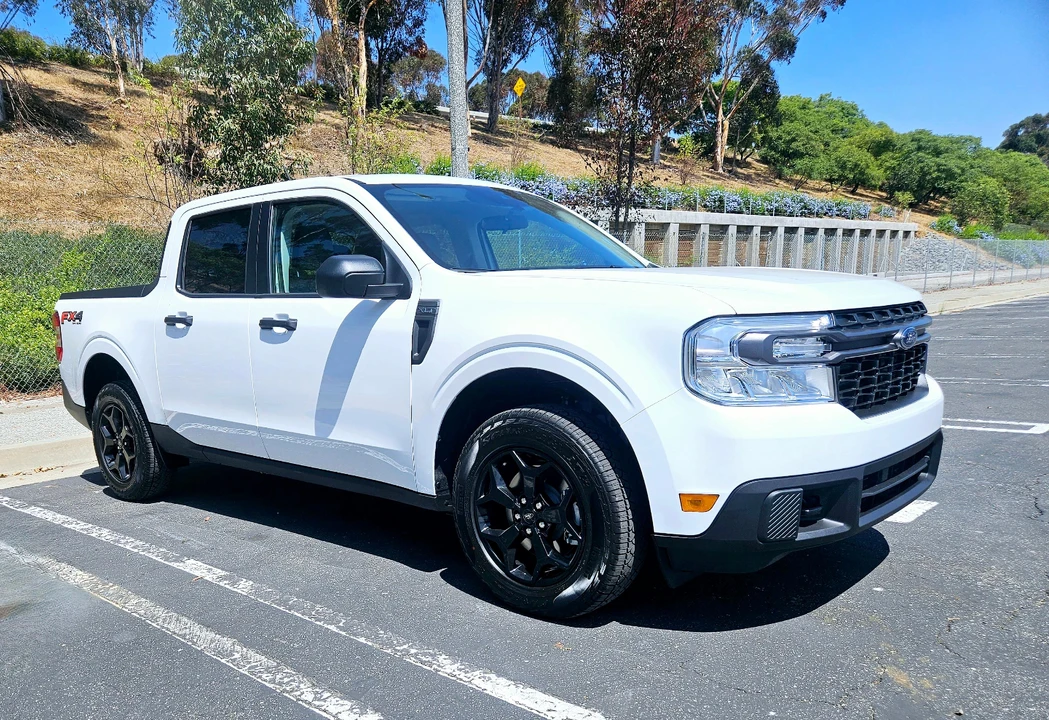 2023 Ford Maverick - Image 25 of 31