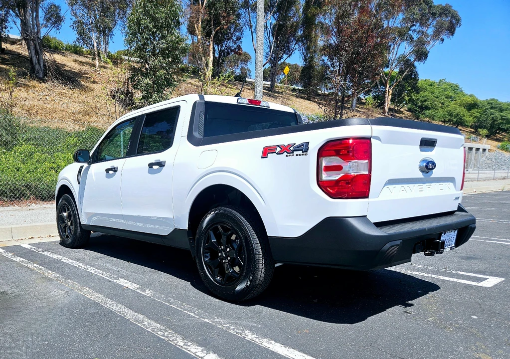 2023 Ford Maverick - Image 16 of 31
