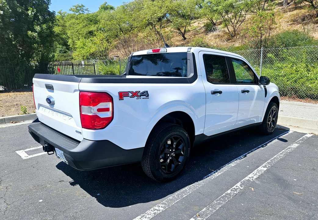 2023 Ford Maverick - Image 23 of 31