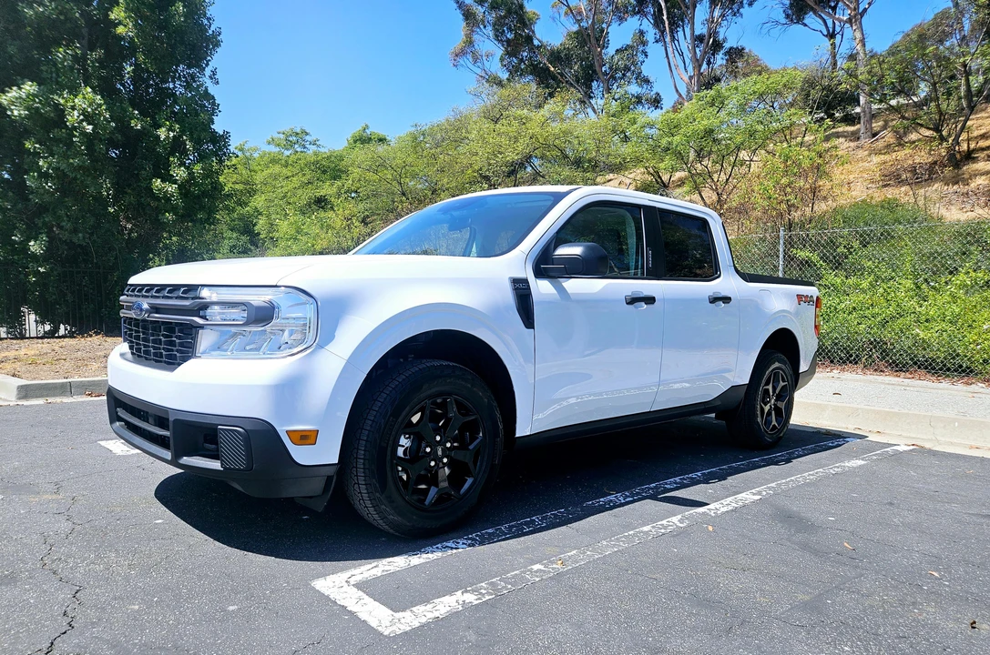 2023 Ford Maverick - Image 11 of 31