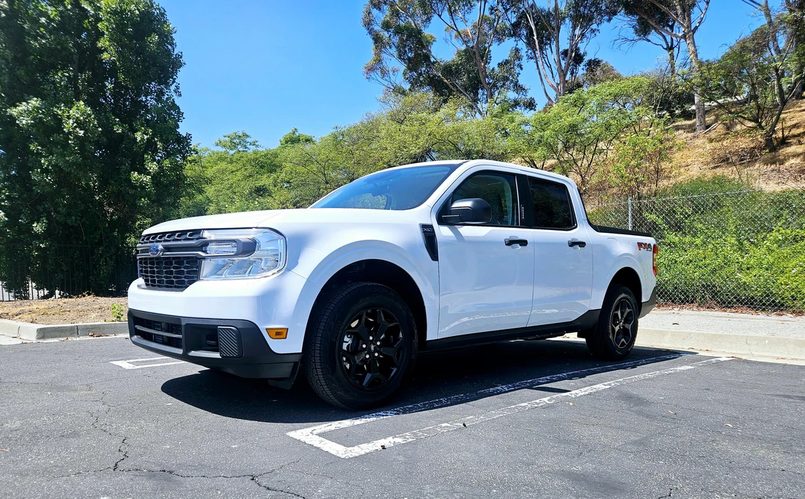 2023 Ford Maverick - Image 10 of 31
