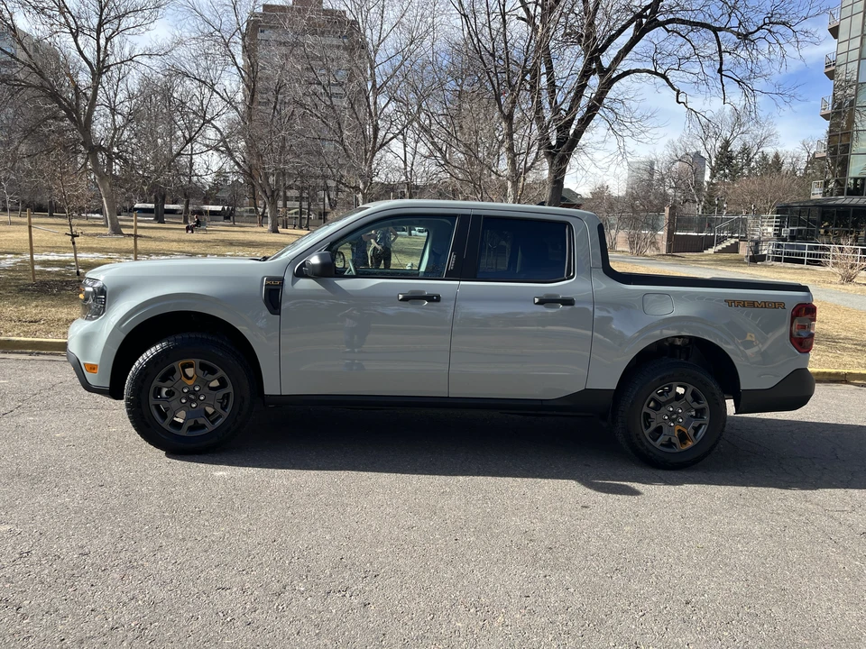 2023 Ford Maverick - Image 9 of 31