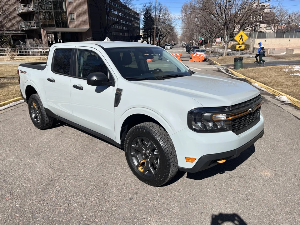 2023 Ford Maverick - Image 28 of 31