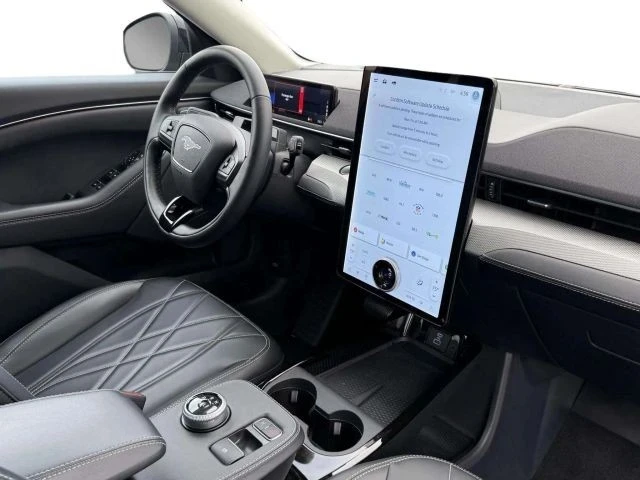 2023 Ford Mustang Mach-E - Image 18 of 21