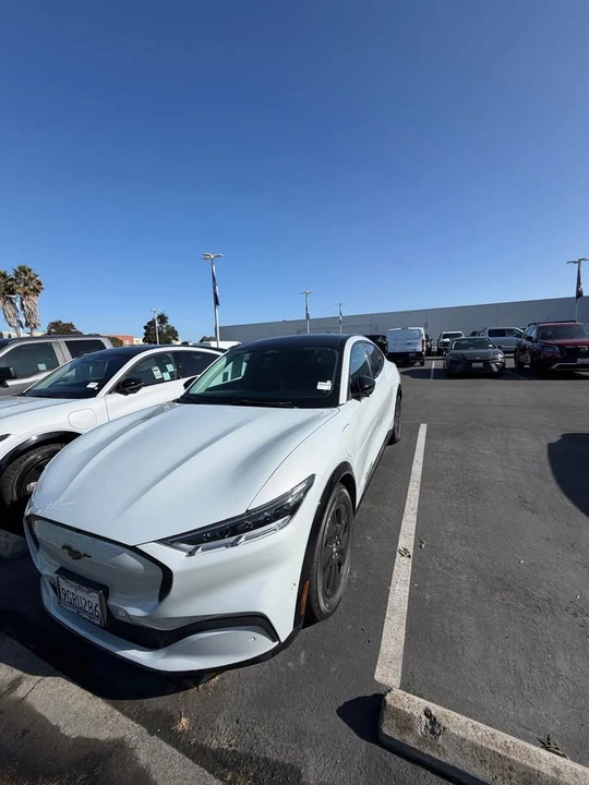 2023 Ford Mustang Mach-E - Image 2 of 4