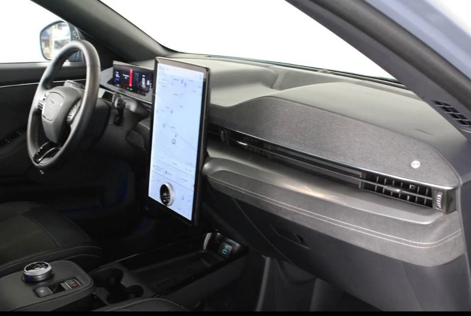 2023 Ford Mustang Mach-E - Image 17 of 20
