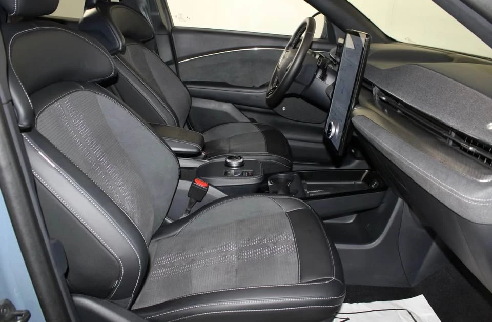 2023 Ford Mustang Mach-E - Image 16 of 20
