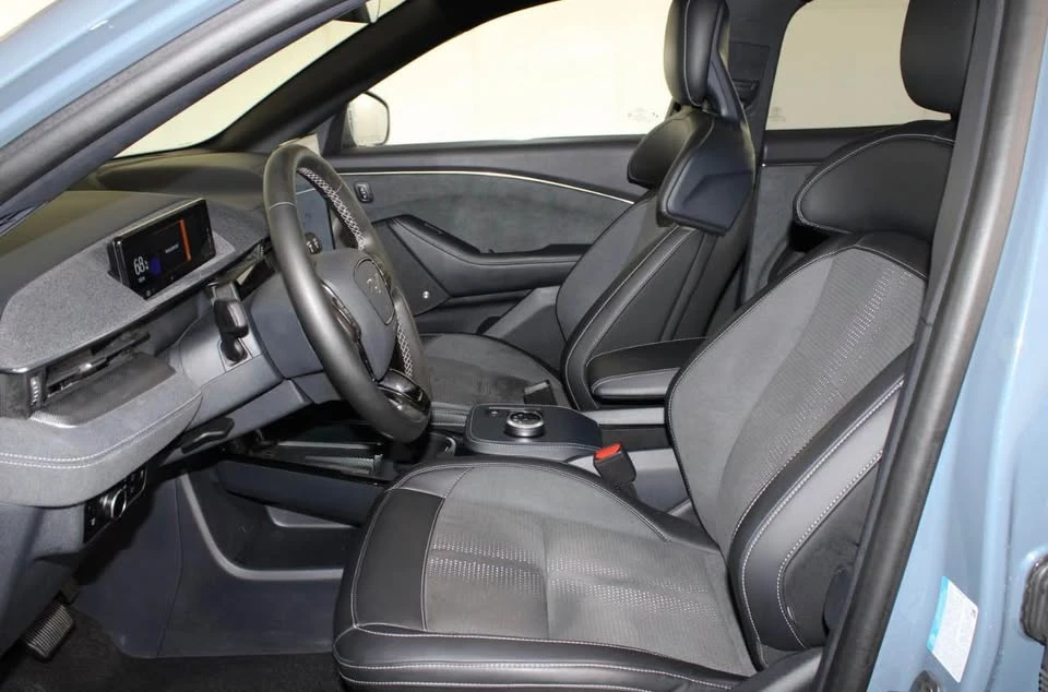 2023 Ford Mustang Mach-E - Image 13 of 20