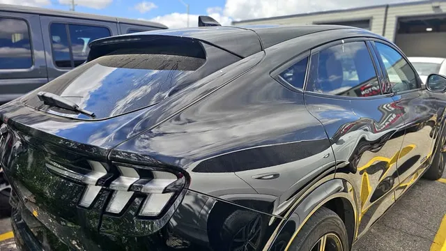 2023 Ford Mustang Mach-E Premium AWD