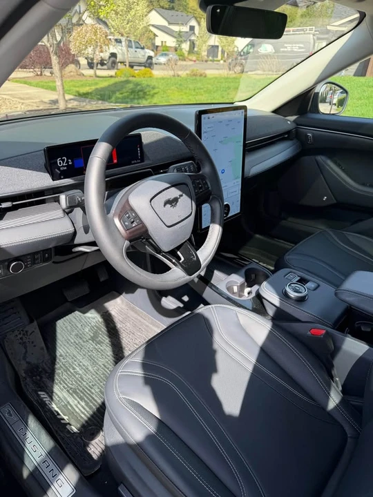 2023 Ford Mustang Mach-E - Image 10 of 13