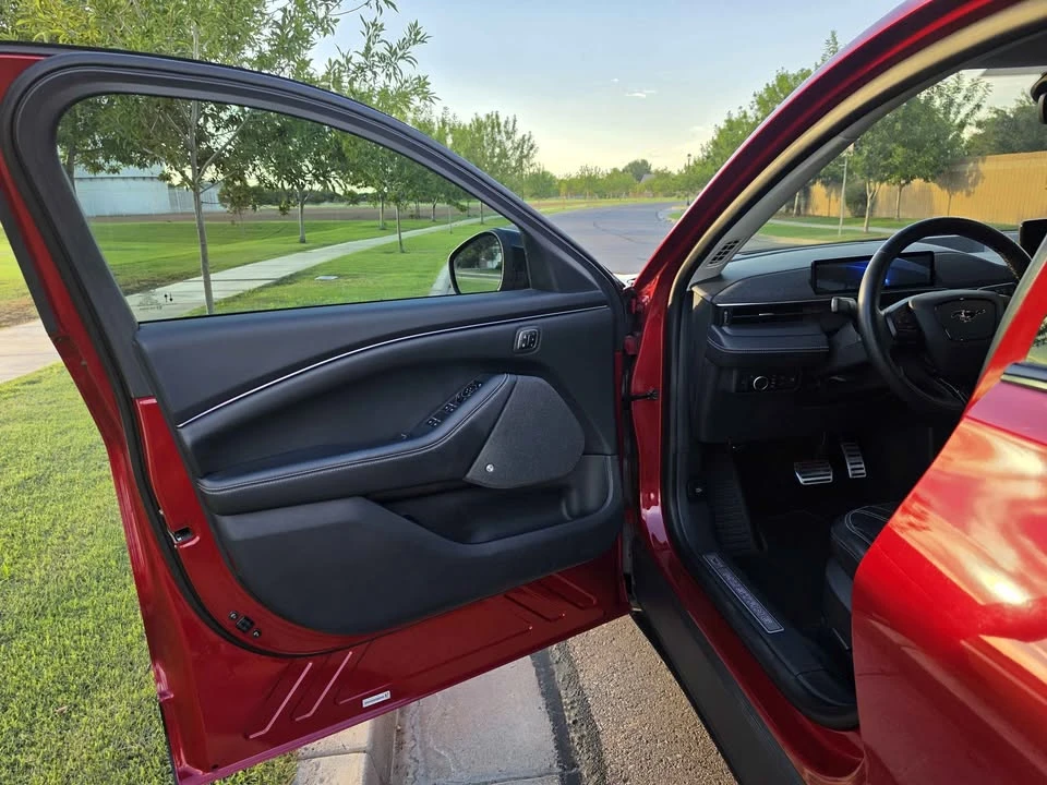 2023 Ford Mustang Mach-E - Image 16 of 20