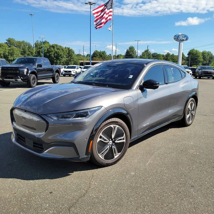 2023 Ford Mustang Mach-E - Image 19 of 19