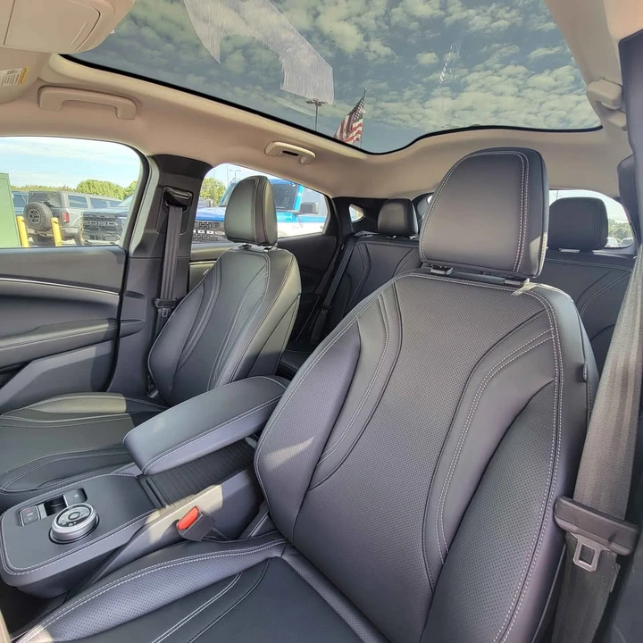 2023 Ford Mustang Mach-E - Image 14 of 19