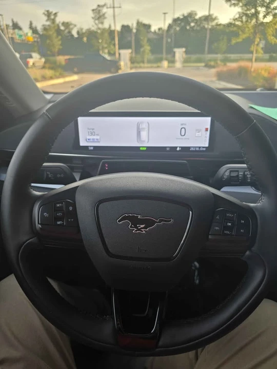 2023 Ford Mustang Mach-E - Image 14 of 19