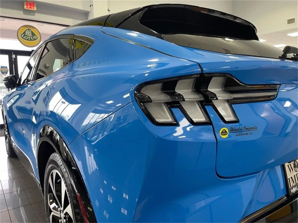 2023 Ford Mustang Mach-E - Image 15 of 31