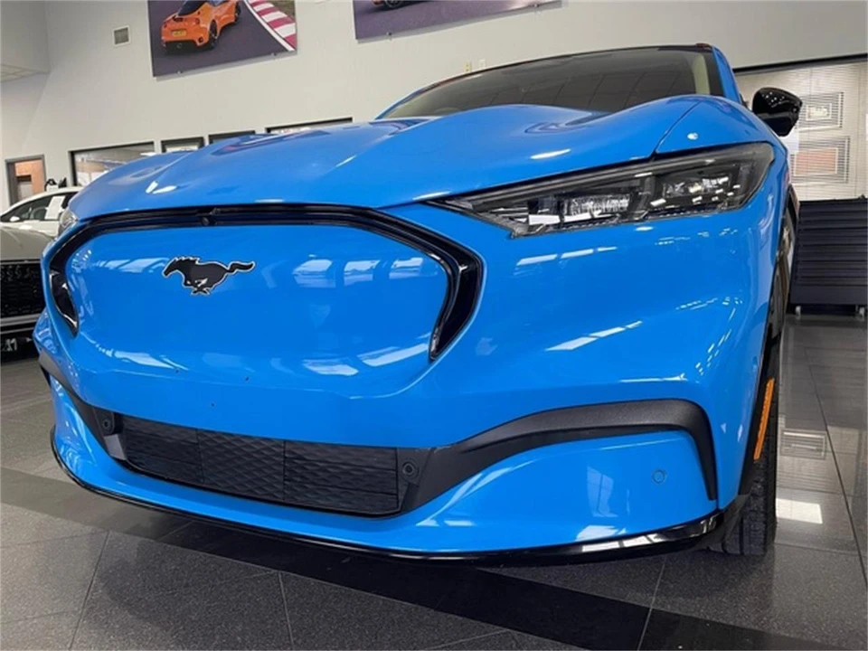 2023 Ford Mustang Mach-E - Image 11 of 31
