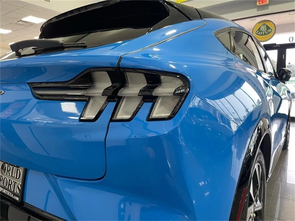 2023 Ford Mustang Mach-E - Image 17 of 31