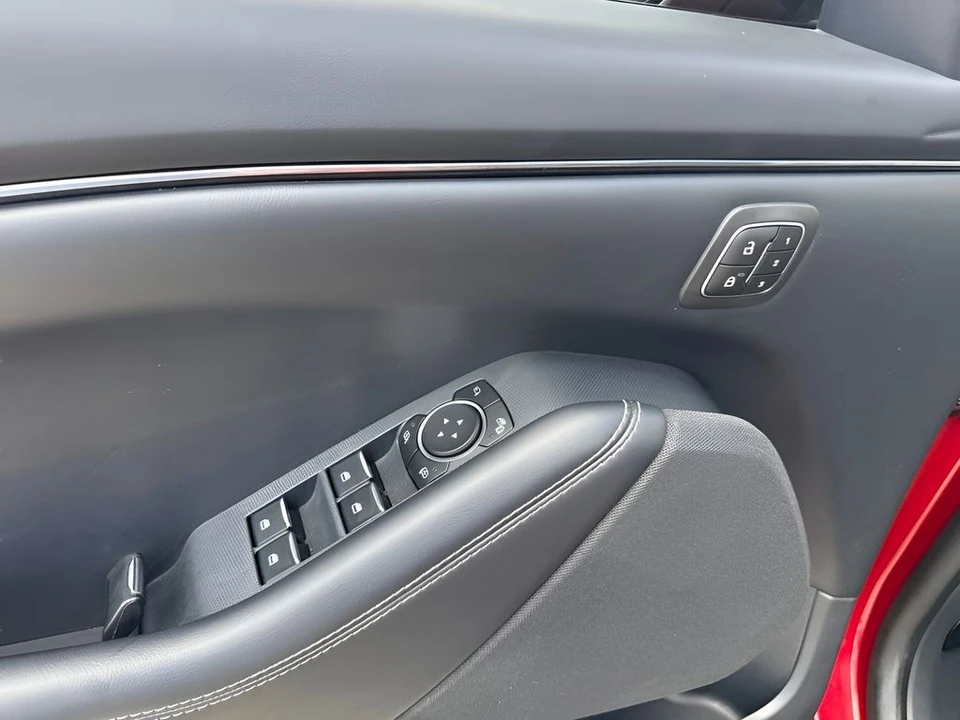 2023 Ford Mustang Mach-E - Image 18 of 25