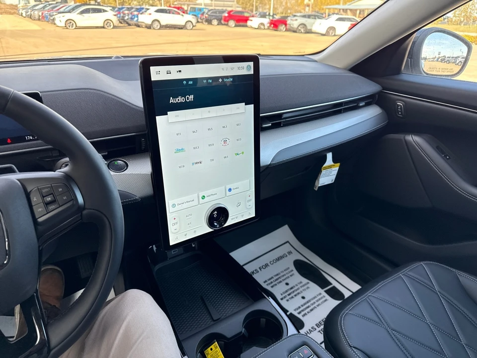 2023 Ford - Image 18 of 20