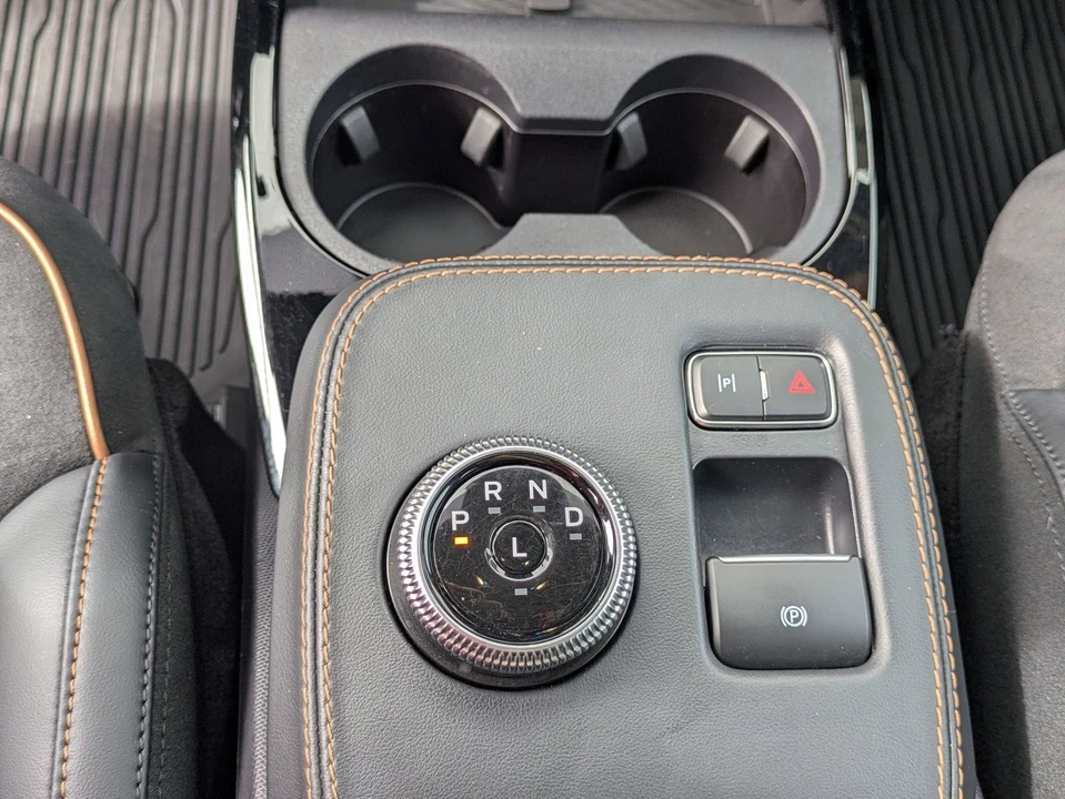 2023 Ford Mustang Mach-E - Image 25 of 31