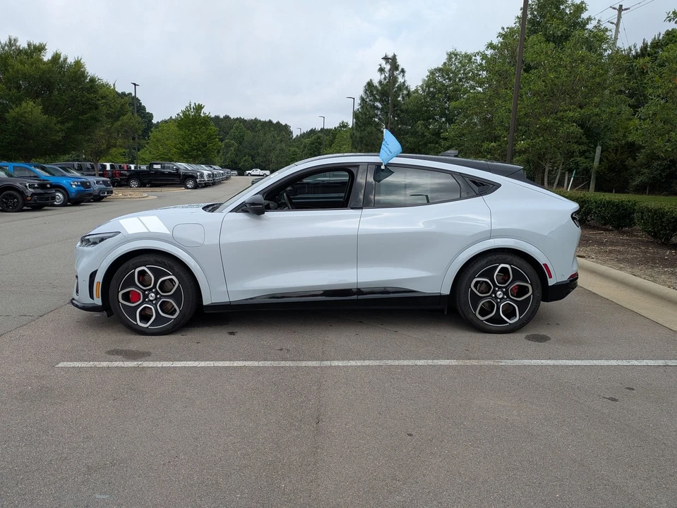 2023 Ford Mustang Mach-E - Image 7 of 31