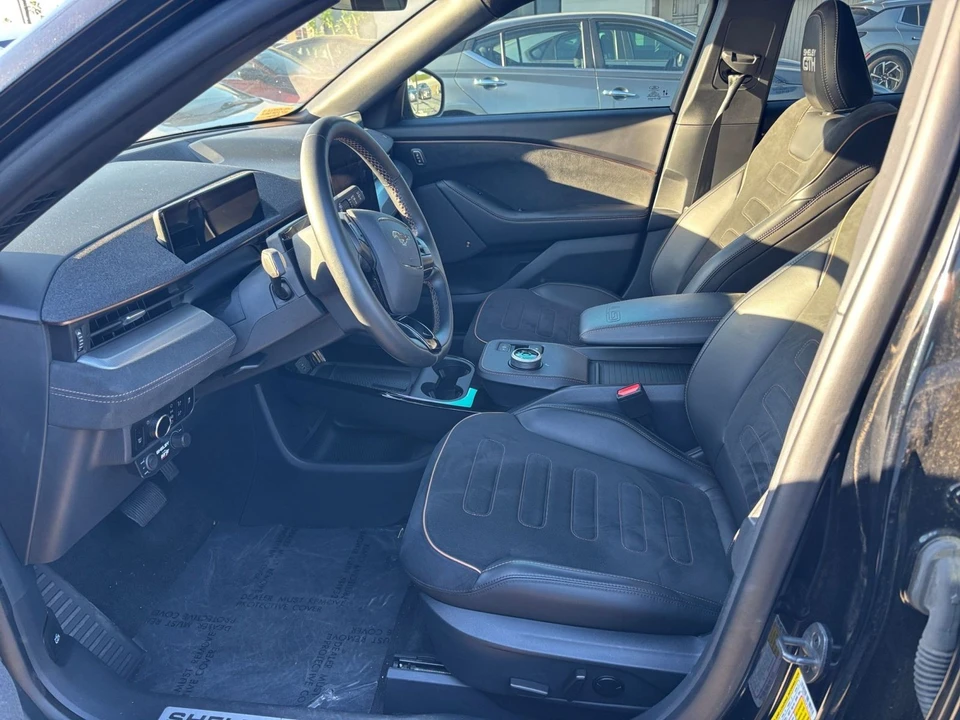 2023 Ford Mustang Mach-E - Image 28 of 31