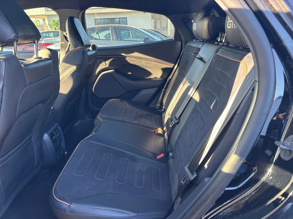 2023 Ford Mustang Mach-E - Image 25 of 31
