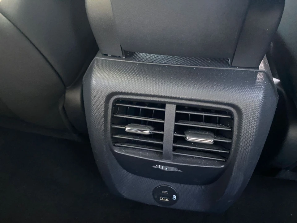 2023 Ford Mustang Mach-E - Image 24 of 31