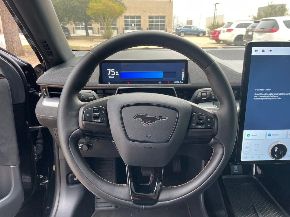 2023 Ford Mustang Mach-E - Image 27 of 31